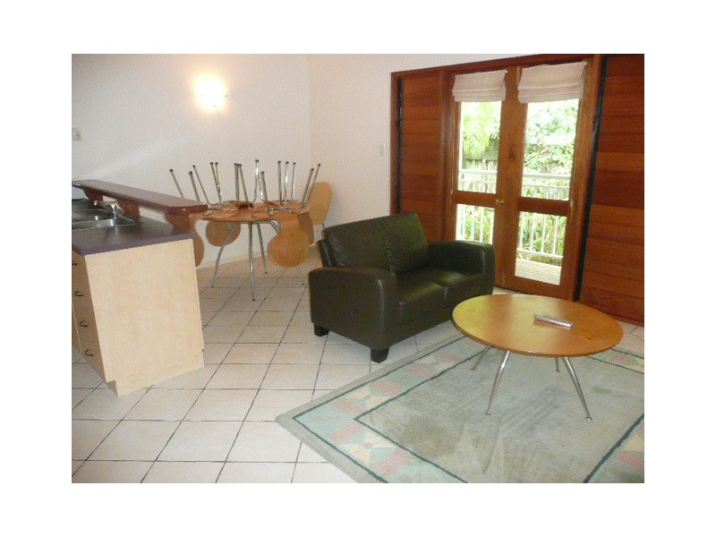 6/26 Oliva St, Palm Cove QLD 4879