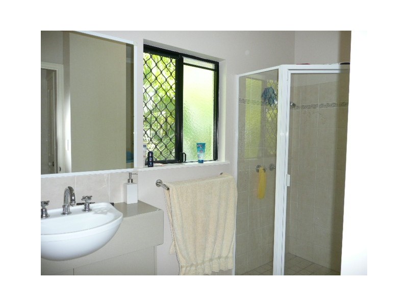 13/65 Cedar Rd, Palm Cove QLD 4879