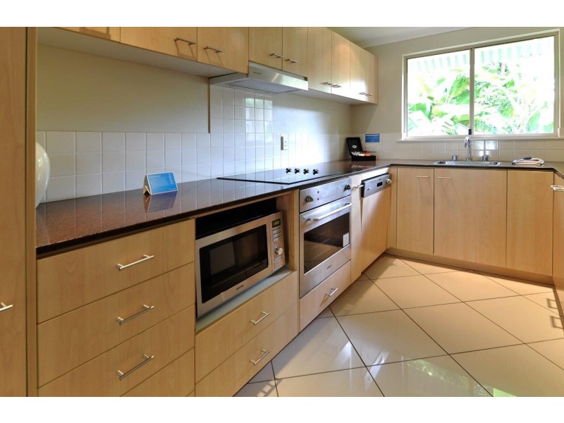 49 Apt 624 Williams Esplanade, Palm Cove QLD 4879