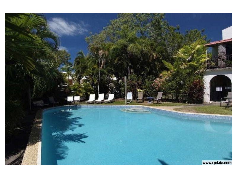 6/5-7 Amphora St, Palm Cove QLD 4879