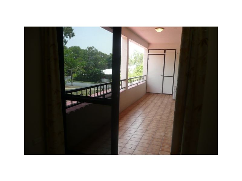 6/5-7 Amphora St, Palm Cove QLD 4879