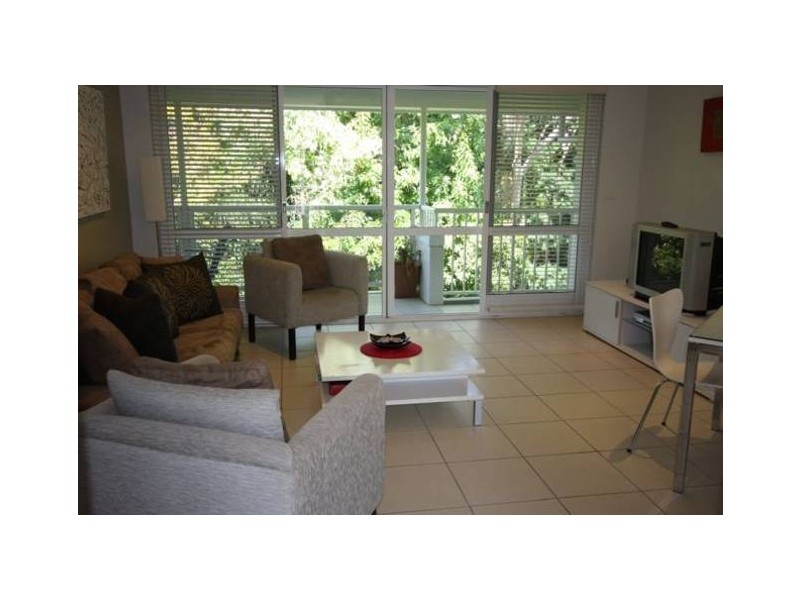 241 Spindle Cowrie, Coral Coast Drive, Palm Cove QLD 4879