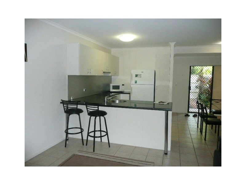 6/65 Cedar Rd, Palm Cove QLD 4879