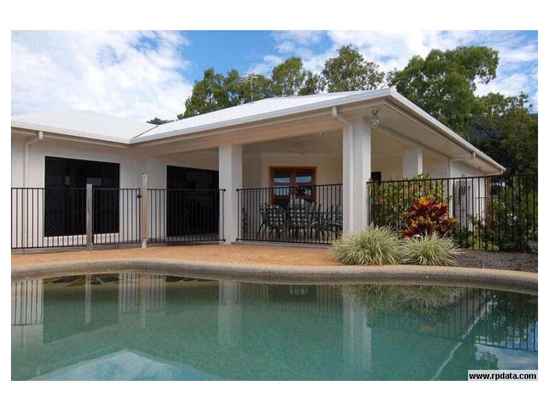 64 Moore Rd, Kewarra Beach QLD 4879