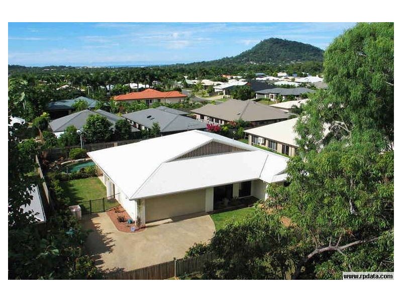 64 Moore Rd, Kewarra Beach QLD 4879