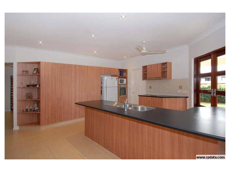 64 Moore Rd, Kewarra Beach QLD 4879