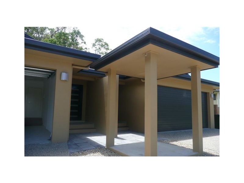 1/1 Savaii Close, Palm Cove QLD 4879