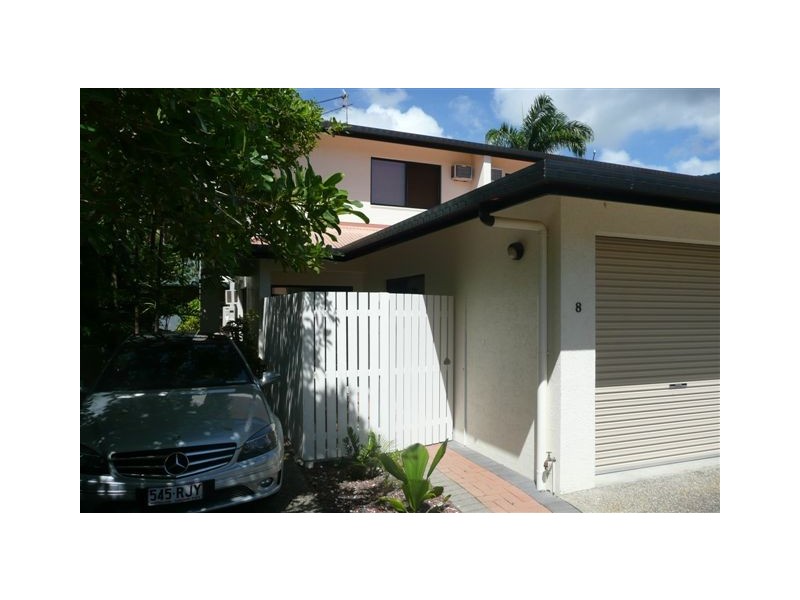 8/65 Cedar Rd, Palm Cove QLD 4879