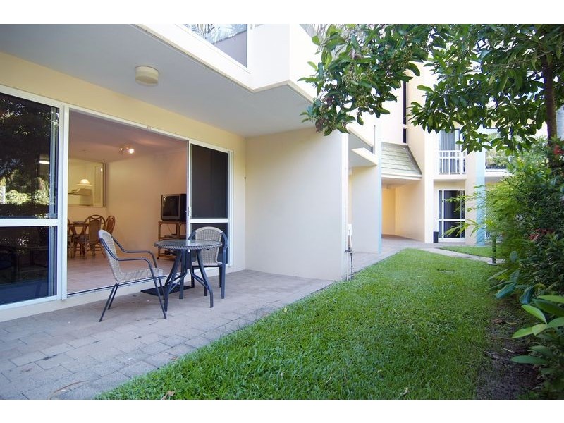 105 Tiger Cowrie Coral Coast Drive, Palm Cove QLD 4879