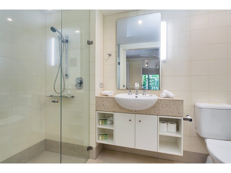 5426/123 Williams Esplanade, Palm Cove QLD 4879