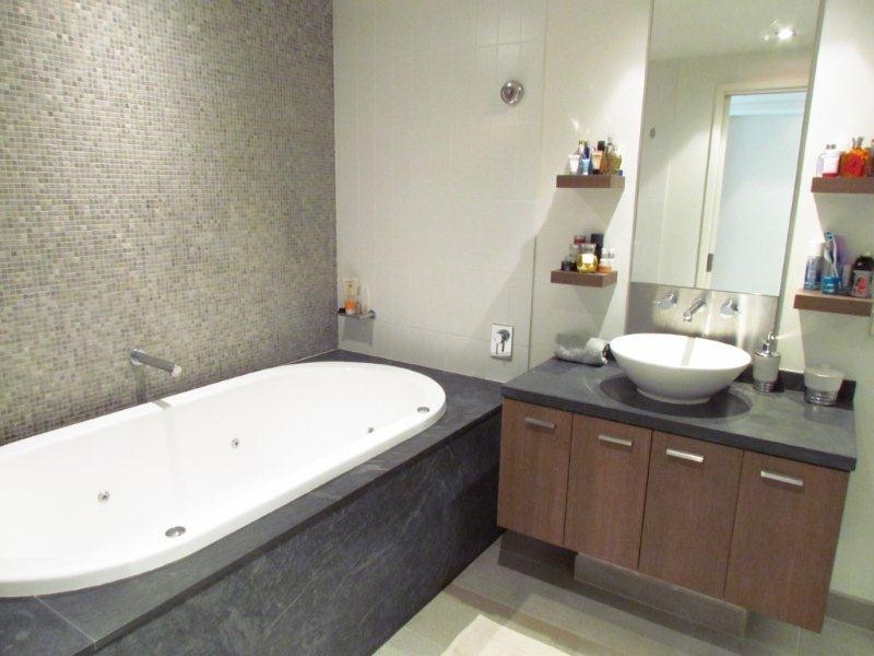 5 Triton St, Palm Cove QLD 4879