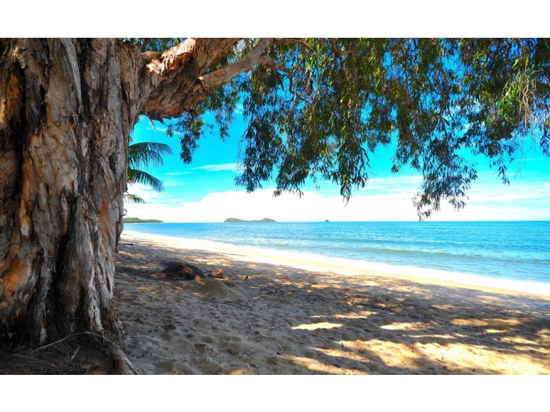 Clifton Beach QLD 4879