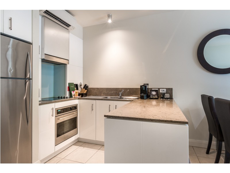 123 Williams Esp., Palm Cove QLD 4879