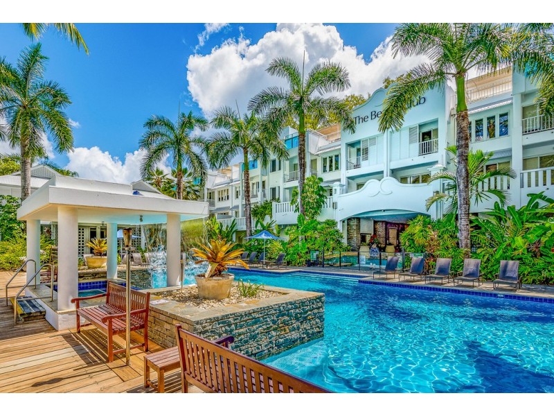 123 Williams Esp., Palm Cove QLD 4879