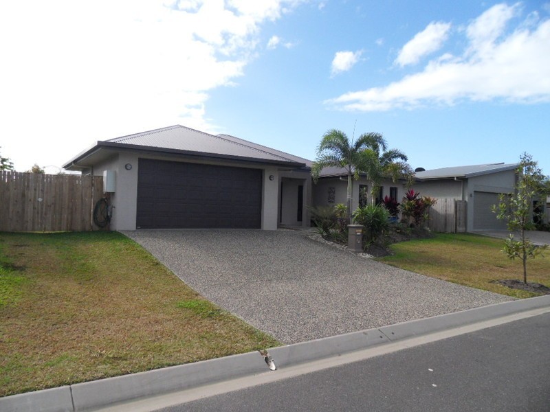 11 Liontown Way, Trinity Park QLD 4879