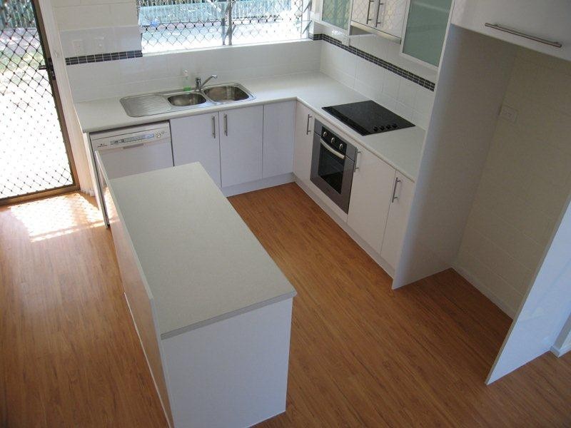 10 Clifton Rd, Clifton Beach QLD 4879