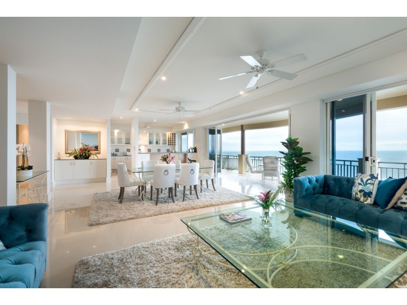 2/17 COLONEL CUMMINGS DRIVE, Palm Cove QLD 4879