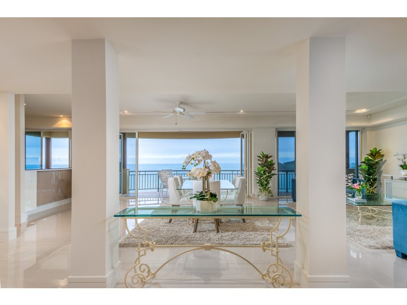 2/17 COLONEL CUMMINGS DRIVE, Palm Cove QLD 4879