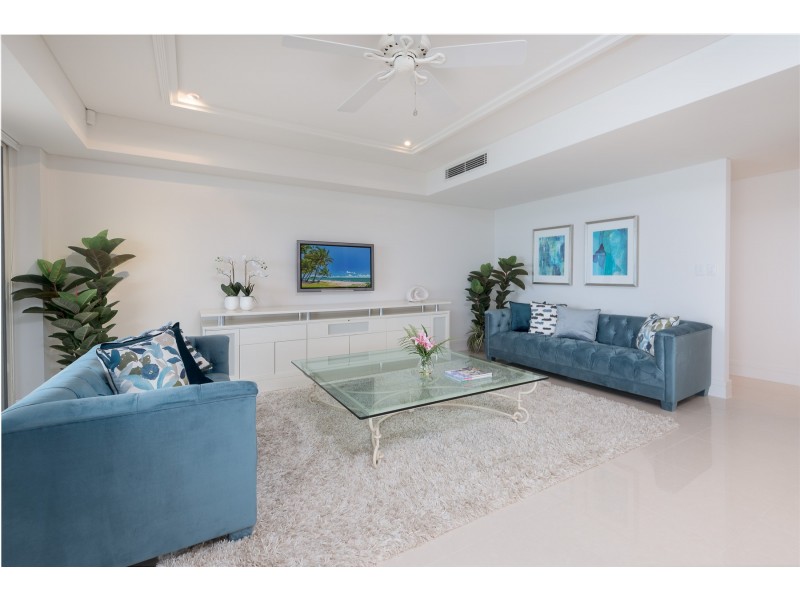 2/17 COLONEL CUMMINGS DRIVE, Palm Cove QLD 4879