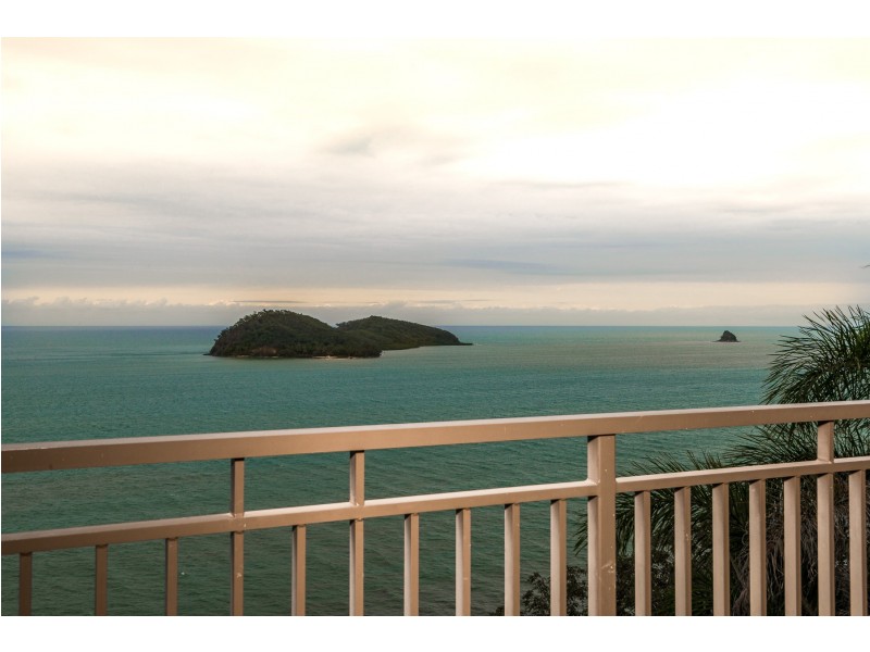2/17 COLONEL CUMMINGS DRIVE, Palm Cove QLD 4879