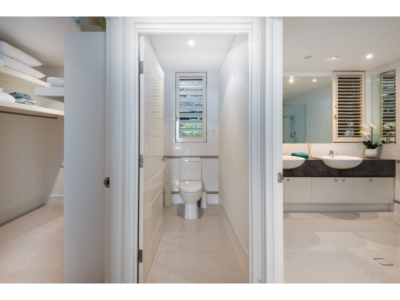 2/17 COLONEL CUMMINGS DRIVE, Palm Cove QLD 4879