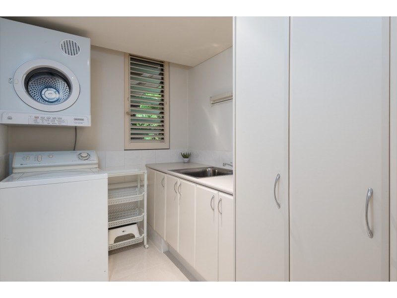 2/17 COLONEL CUMMINGS DRIVE, Palm Cove QLD 4879