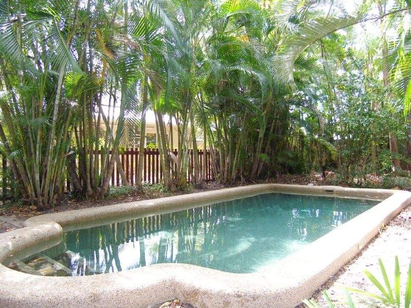 20 Eddy St, Clifton Beach QLD 4879