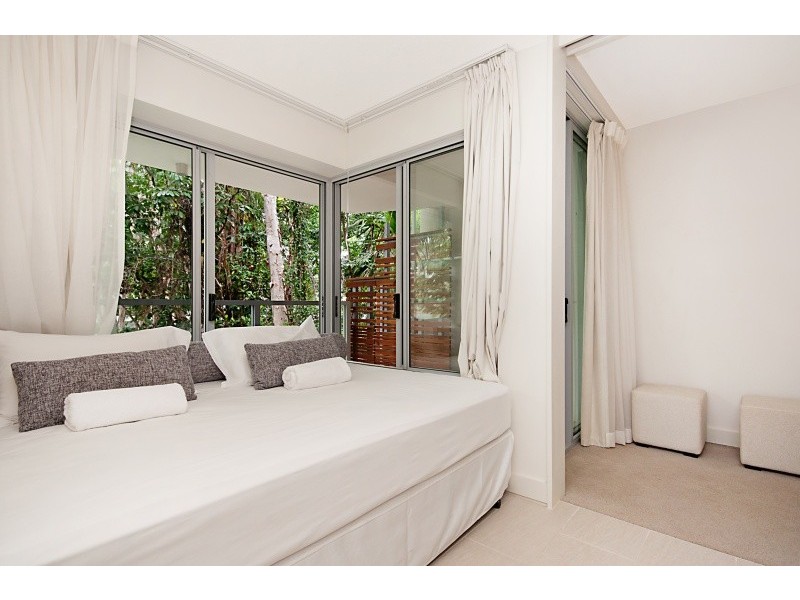4207/1 Williams Esplanade, Palm Cove QLD 4879