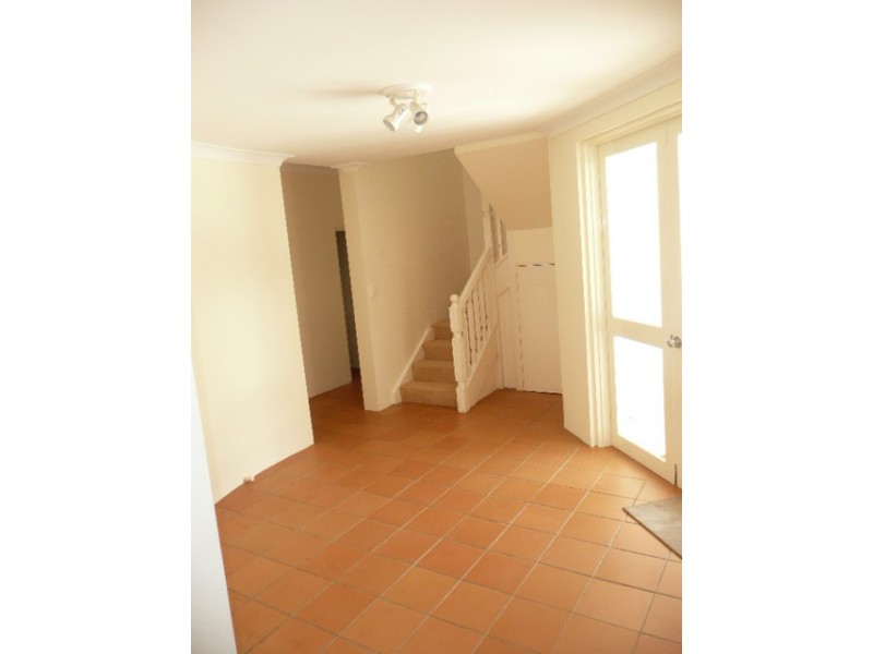 21 Thais St, Palm Cove QLD 4879