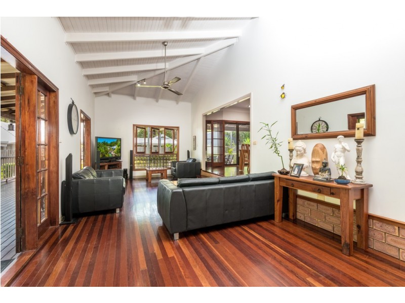 38 RUDDER STREET, Clifton Beach QLD 4879