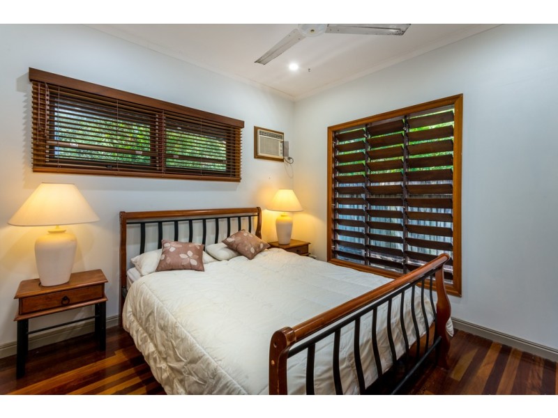 38 RUDDER STREET, Clifton Beach QLD 4879