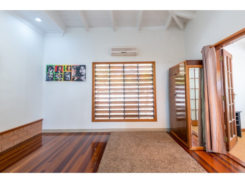 38 RUDDER STREET, Clifton Beach QLD 4879