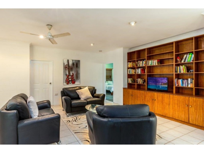 31 CYPERUS DRIVE, Redlynch QLD 4870