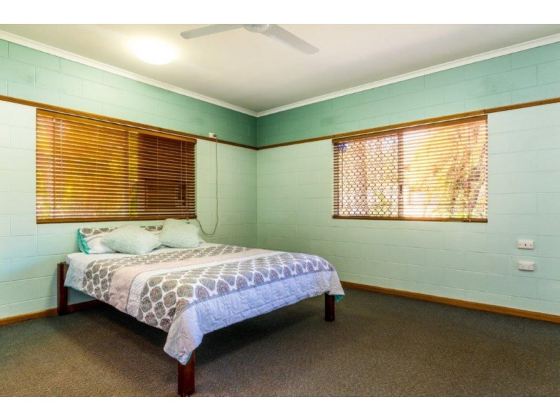 31 CYPERUS DRIVE, Redlynch QLD 4870