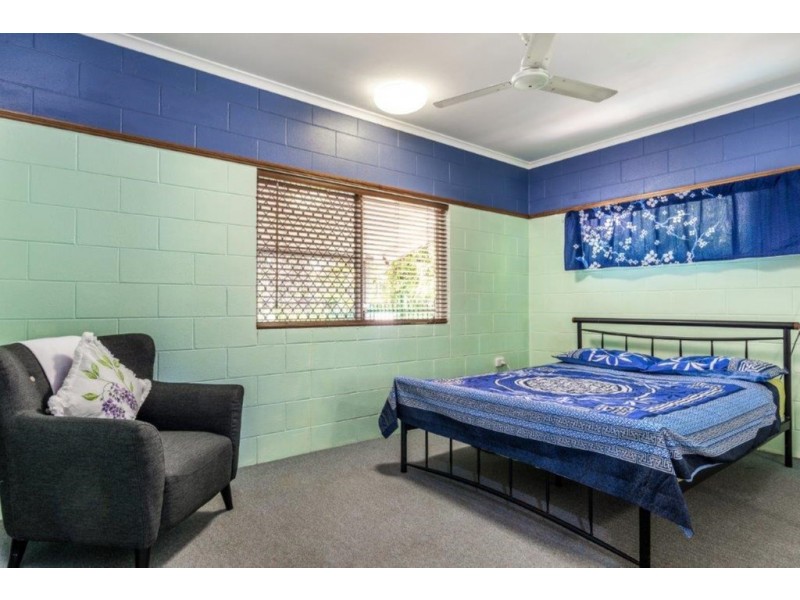 31 CYPERUS DRIVE, Redlynch QLD 4870