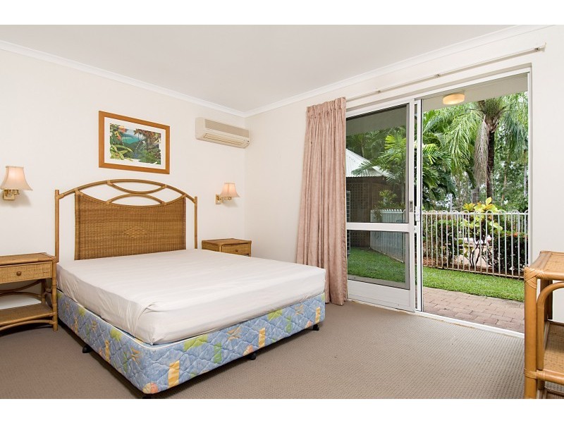 102 Coral Coast Drive, Palm Cove QLD 4879