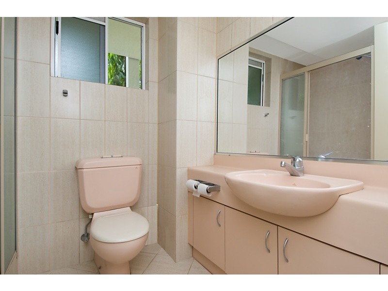 102 Coral Coast Drive, Palm Cove QLD 4879