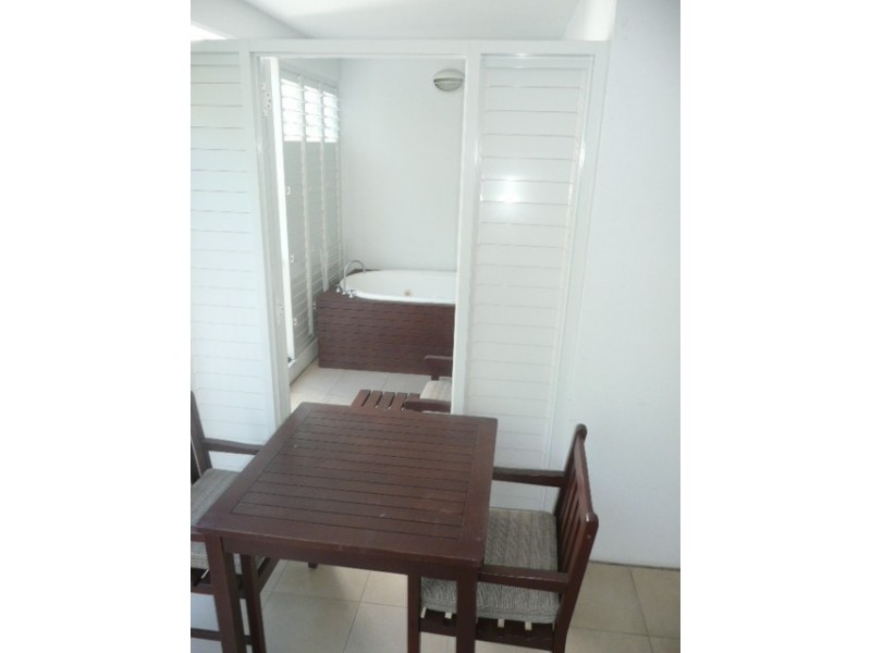 3421+3422, 123 Williams Esplanade, Palm Cove QLD 4879