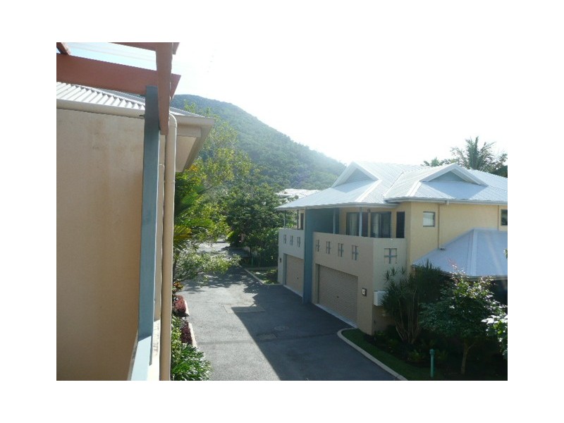 17/75 Cedar Road, Palm Cove QLD 4879