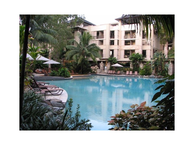 101/5 Triton Street, Palm Cove QLD 4879