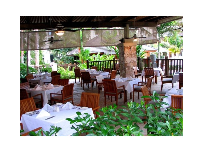 101/5 Triton Street, Palm Cove QLD 4879