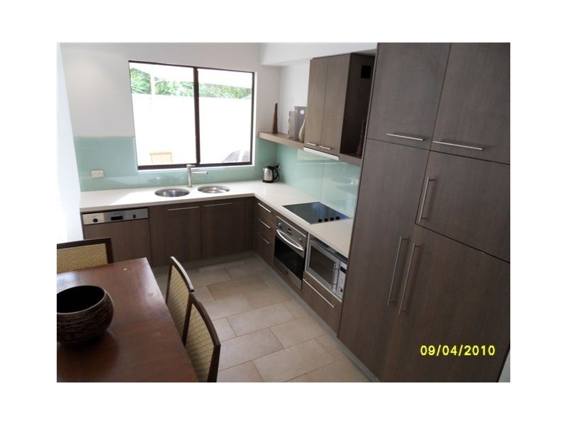 101/5 Triton Street, Palm Cove QLD 4879