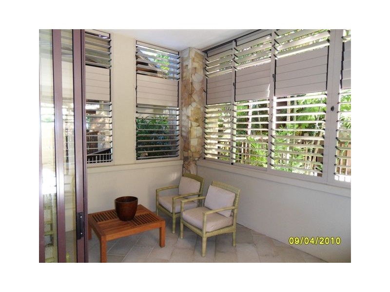 101/5 Triton Street, Palm Cove QLD 4879