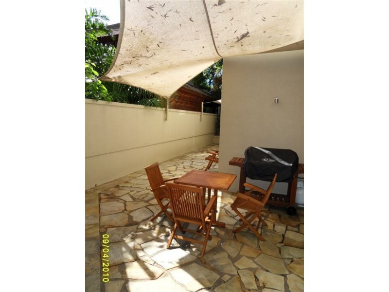 101/5 Triton Street, Palm Cove QLD 4879