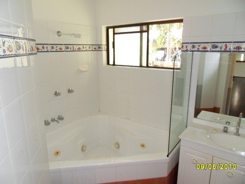 7 Egmont Close, Clifton Beach QLD 4879