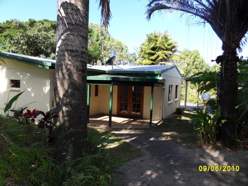 7 Egmont Close, Clifton Beach QLD 4879