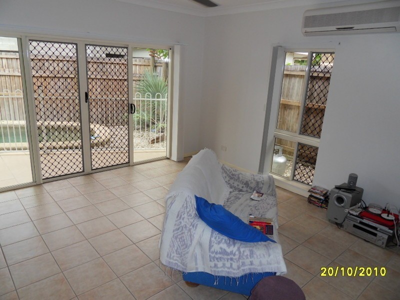 97 Cedar Road, Palm Cove QLD 4879