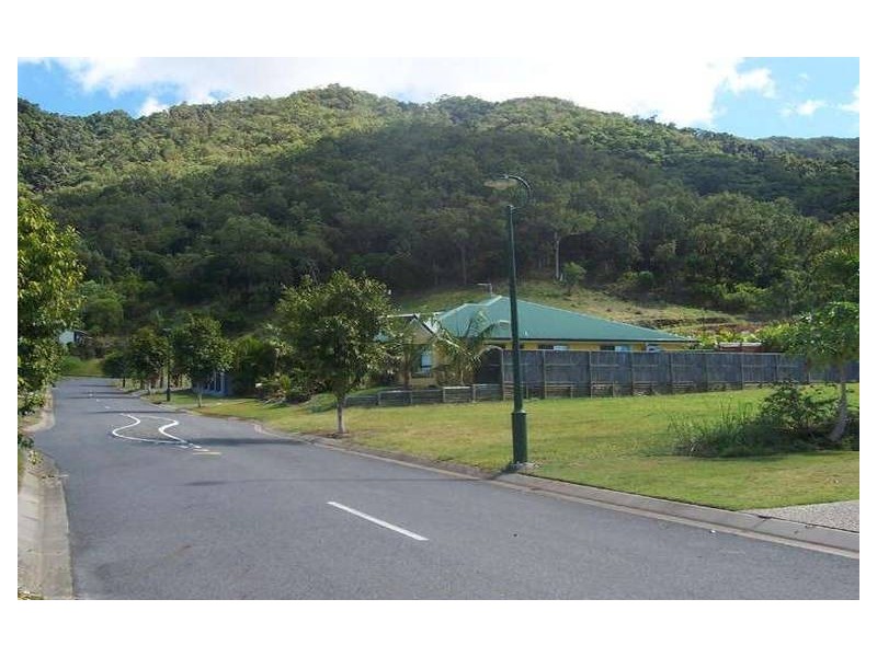 10L Everglades Street, Palm Cove QLD 4879