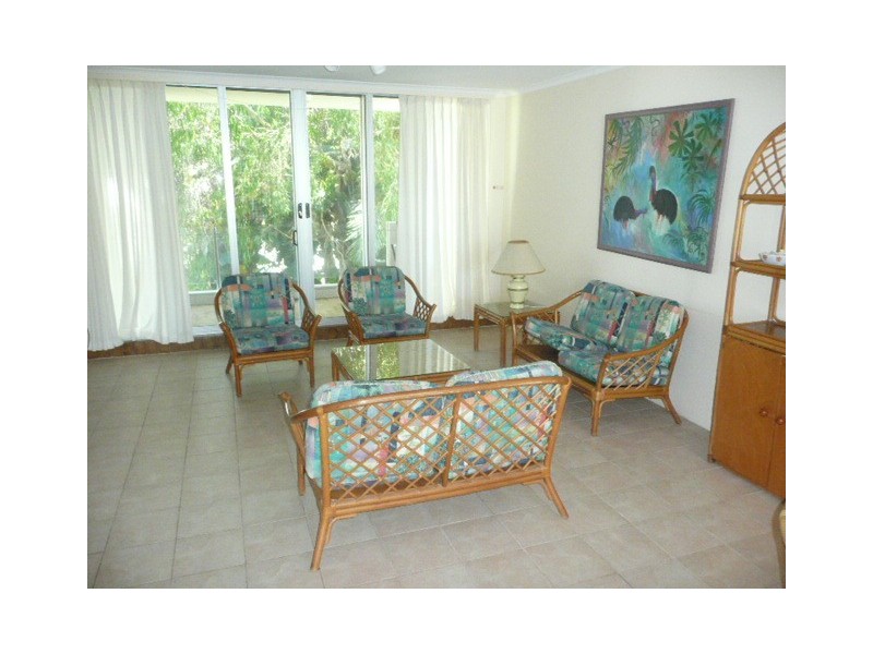 8/65 Williams Esplanade, Palm Cove QLD 4879