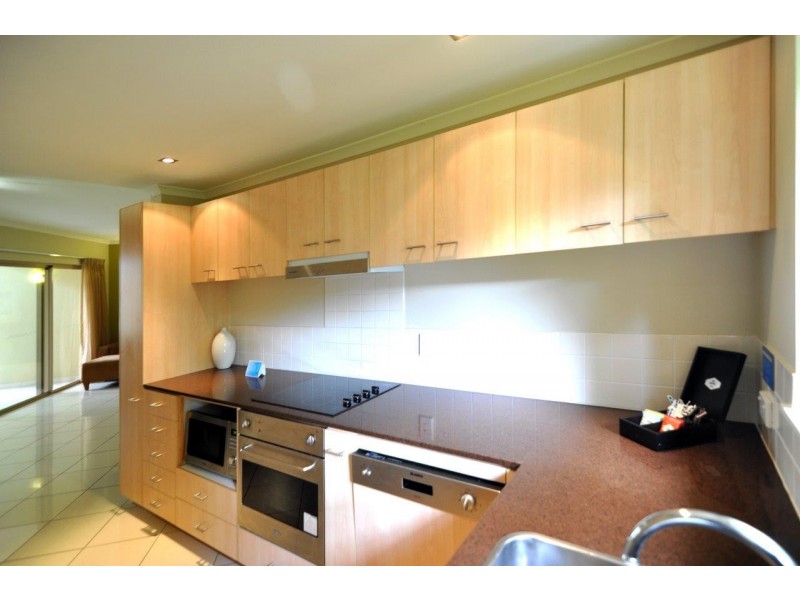 624/49 Williams Esplanade, Palm Cove QLD 4879
